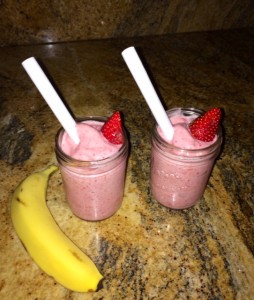 smoothies, smoothie, strawberry, banana, treat, frozen, blender, blender drink, drink